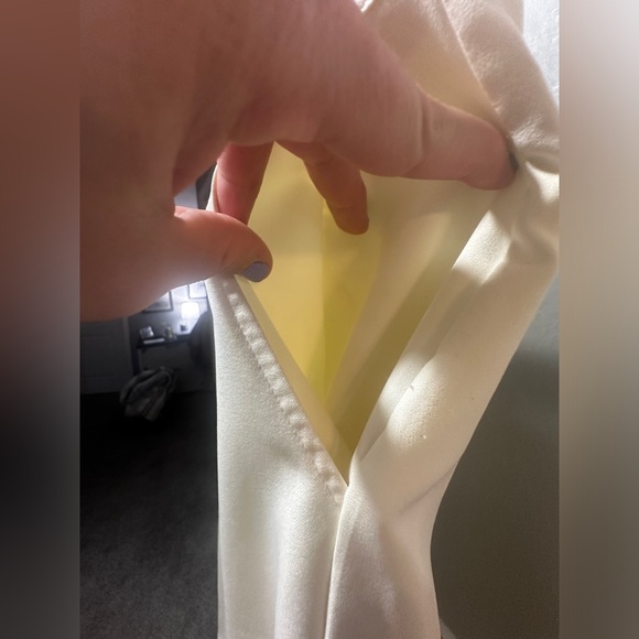 PrettyLittleThing Cream Cropped Pants - Picture 8 of 9